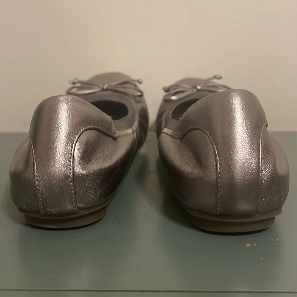 VIONIC Matira Womens Silver Pewter Leather Bow Ballet Flats - Picture 7 of 10